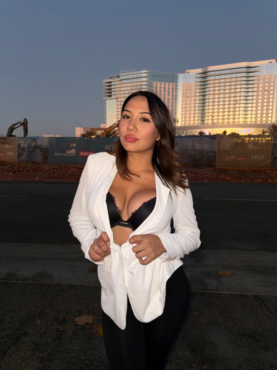 Take a pause and enjoy Ali Cruz — streaming from Muzaffarabad